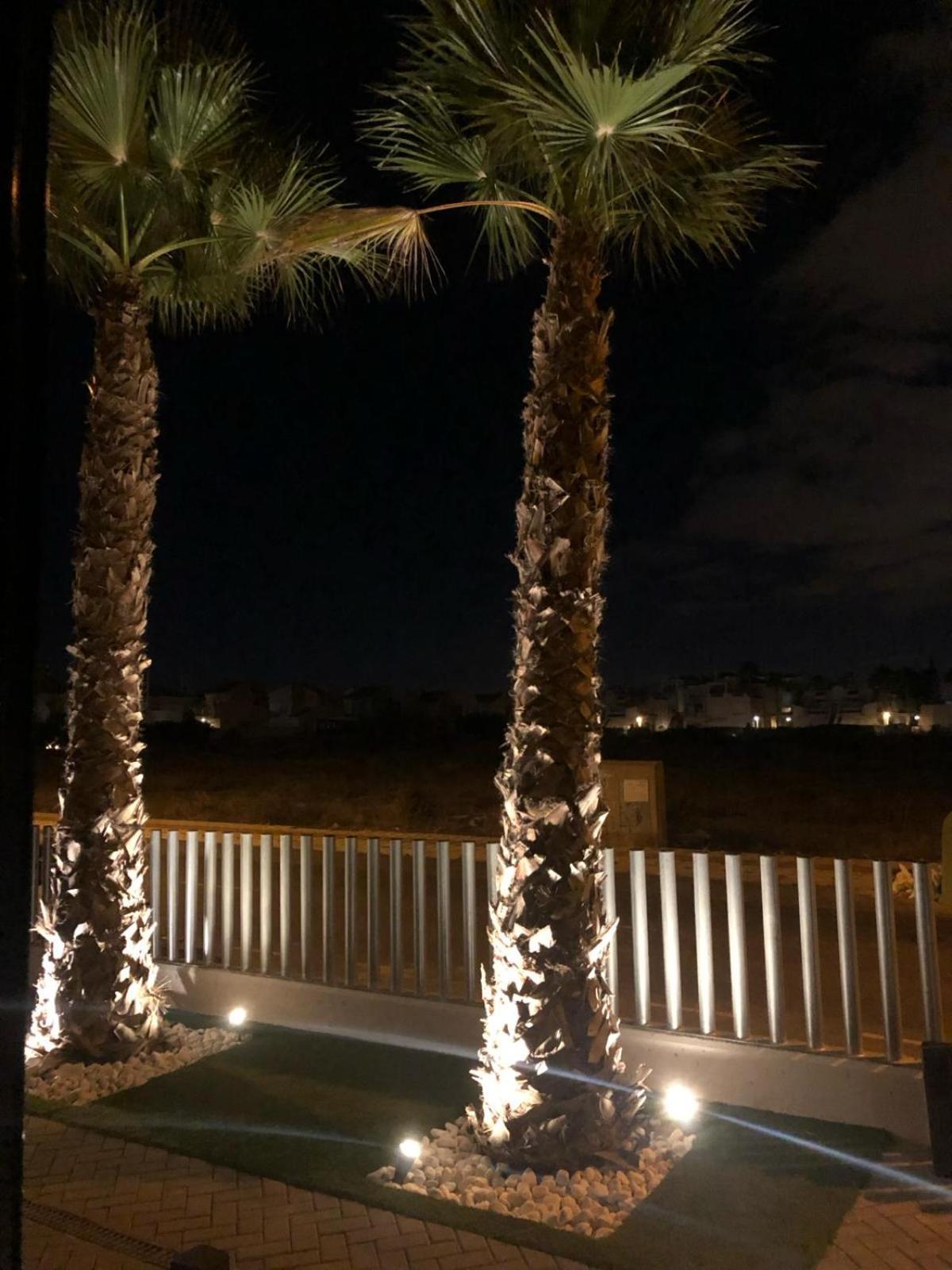 شقة Palmview Poolside Heaven In Turquesa Del Mar أوريويلا المظهر الخارجي الصورة